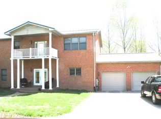 150 J W Thompson Rd N, Westmoreland, TN 37186