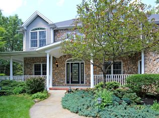 2645 N Wren Ct, Midland, MI 48642