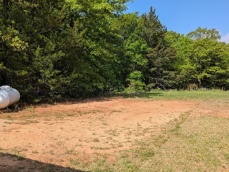 Circle Beach Rd — Photo 8