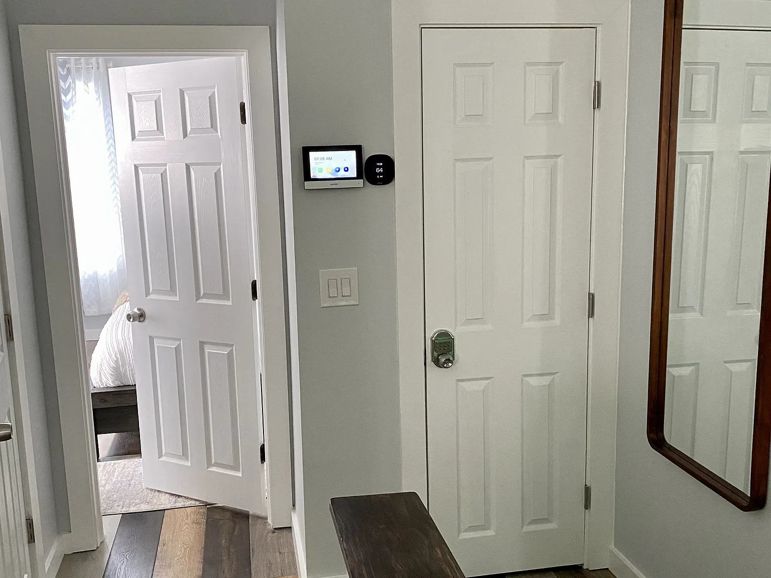 5112 Hazel Ave - 2nd F... — Photo 2
