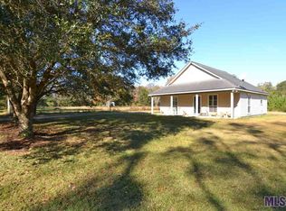 7950 Stirling Rd, Saint Francisville, LA 70775