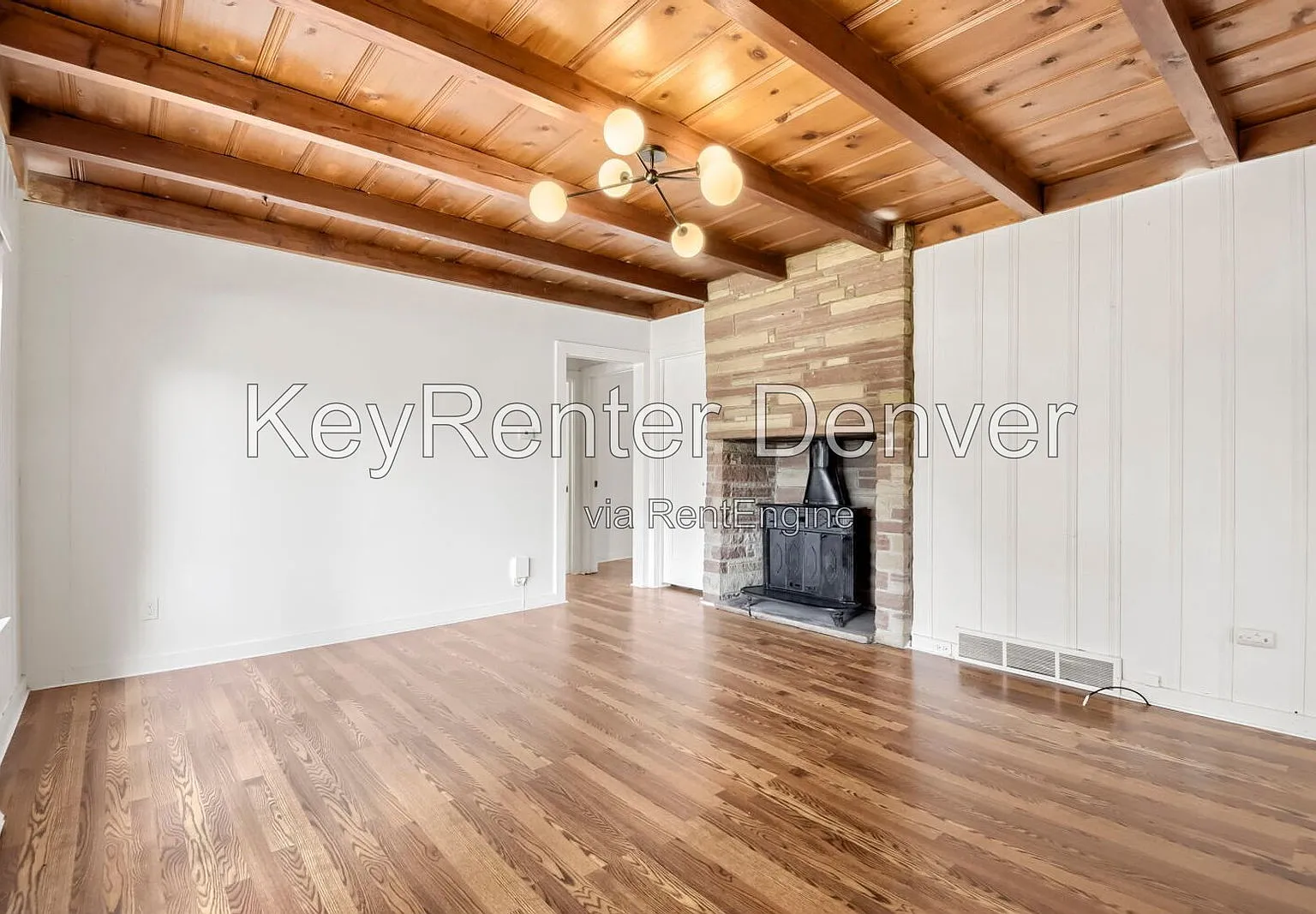 2 bed, 1.0 bath, 721 sqft, $1,875 — Photo 4
