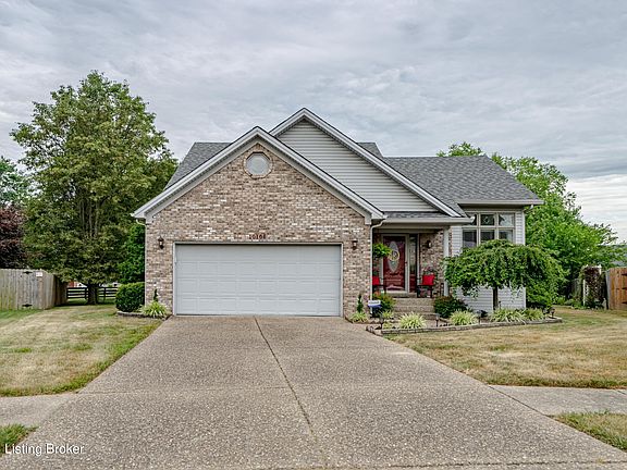 3rd image of 10106 Lanson Ct
