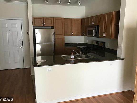 3rd image of 12905 Centre Park Cir APT 407