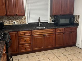 1051 Franklin Ave #1, Valley Stream, NY 11580