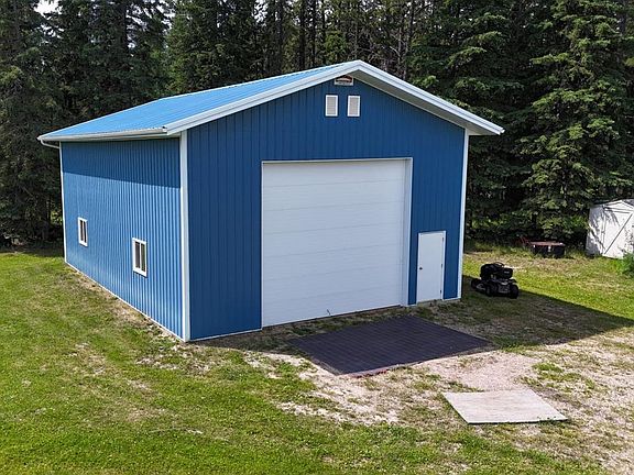 4th image of 53126 N Range Road 174