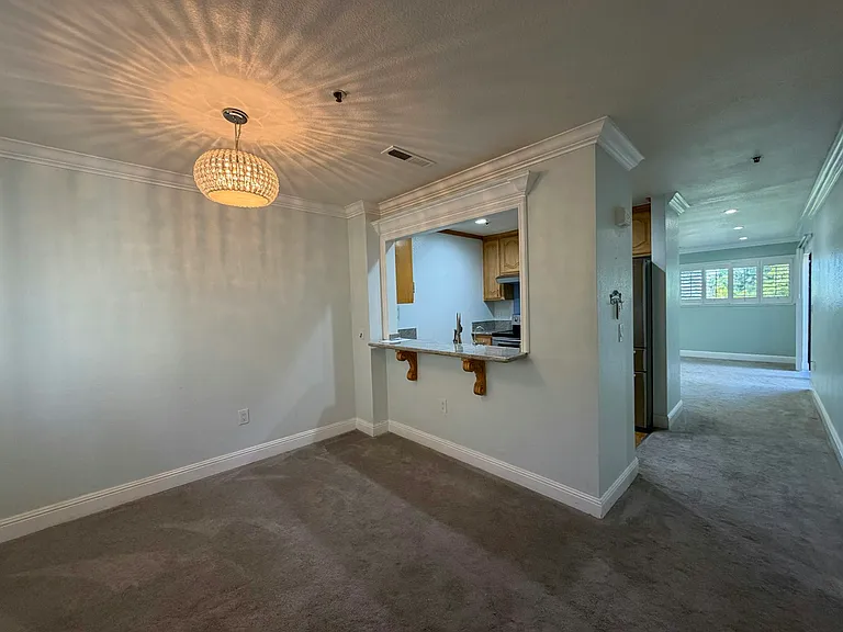 576 W Parr Ave #24 — Photo 21