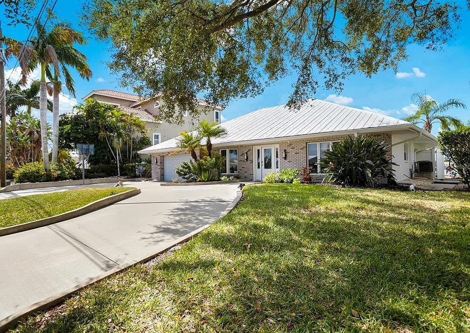 430 Buttonwood Ln, Largo, FL 33770 | Zillow