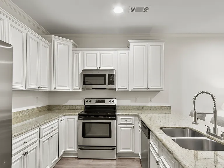 430-474 Wesley Pl — Photo 20