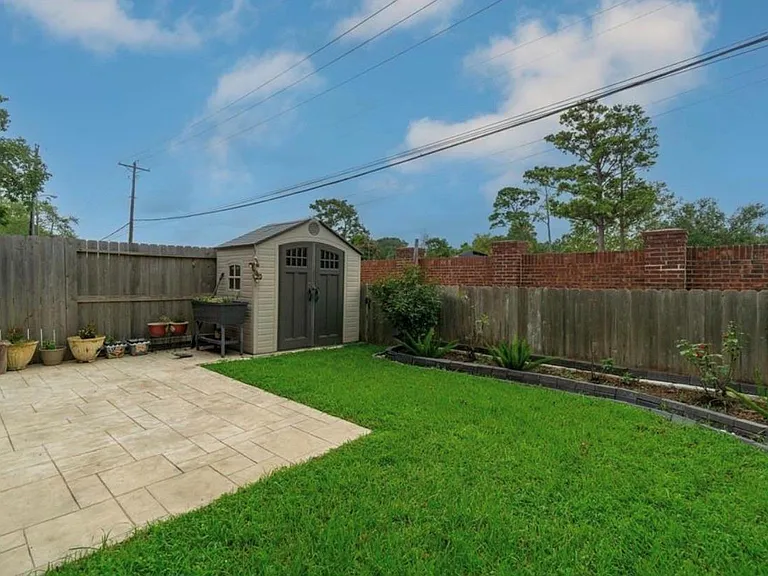 1408 S Friendswood Dr #205 — Photo 28