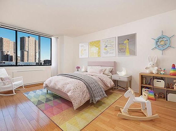 4th image of 450 N End Ave APT 20E