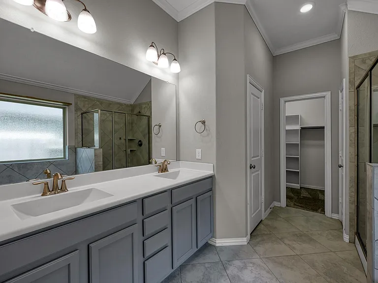 122 S Bearkat Ct — Photo 18