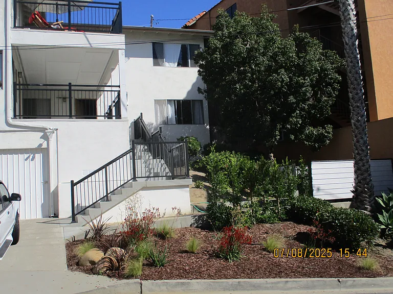 407 Arenoso Ln — Photo 2