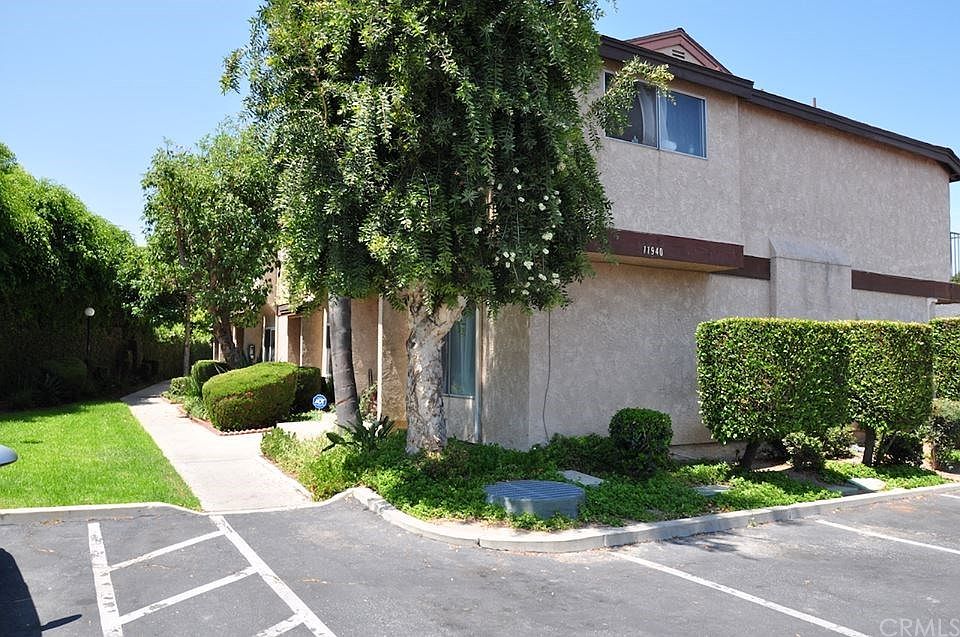 1st image of 11940 226th St #6