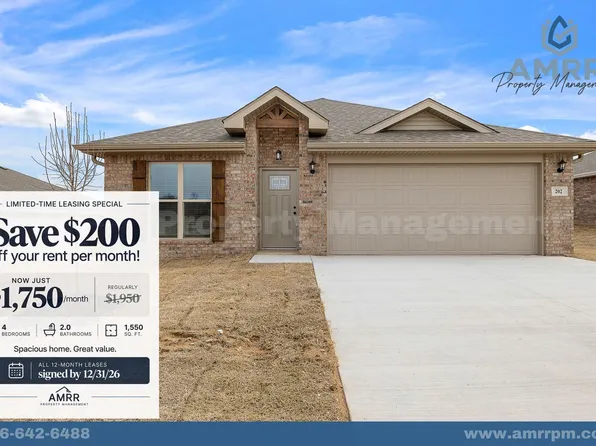 202 SW Vanessa St, Gentry, AR 72734