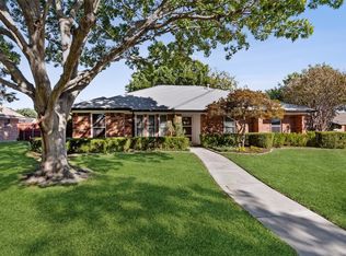 2701 Stoneridge Dr, Garland, TX 75044