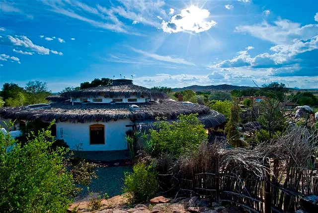 Center building with Temple