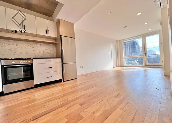 Rented by ERNY LLC | media 10