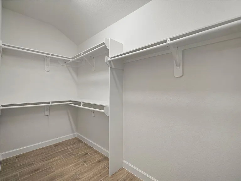 1078 Saint Clair St #B — Photo 30
