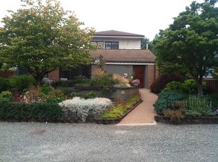 11921 Exeter Ave NE, Seattle, WA 98125