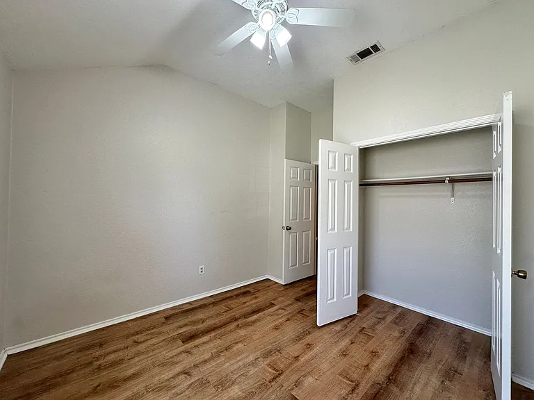 607 Hogan Dr — Photo 26
