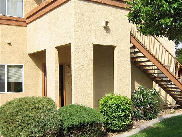 2nd image of 1050 E Cactus Ave Unit 1121