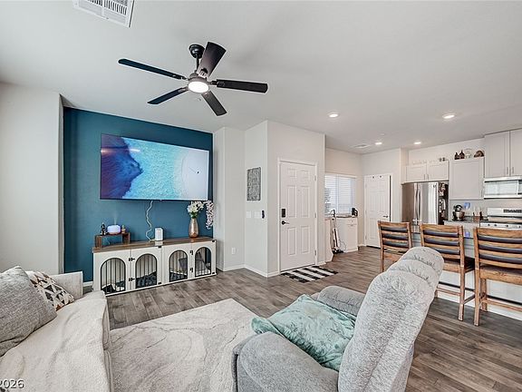 3rd image of 4635 Ridgeley Ave #102