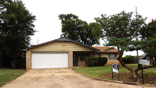 6706 SW Cherokee Cir Photo 1