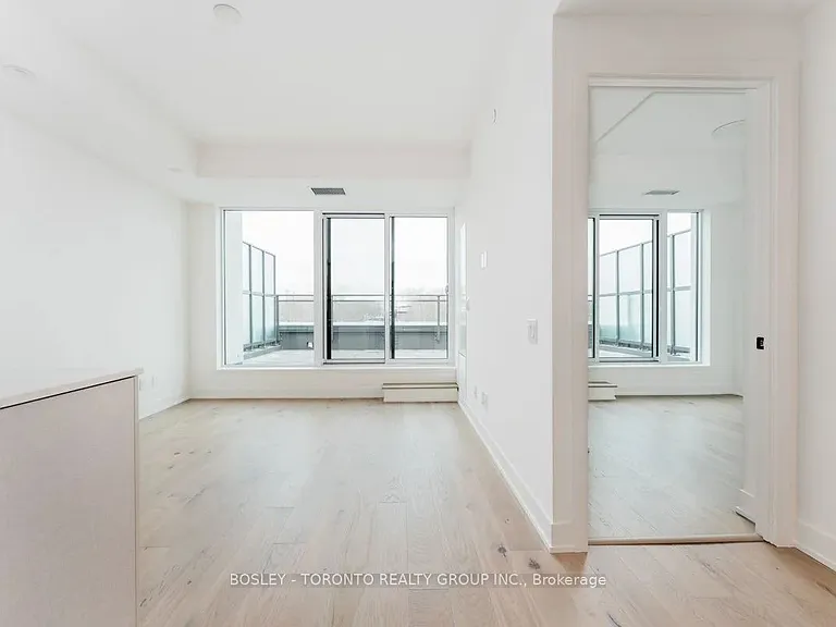 1285 Queen St E #504 — Photo 13