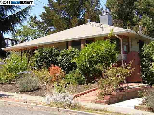 2nd image of 5957 Majestic Ave