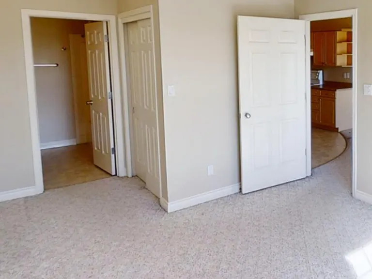 9914 101st Ave — Photo 14