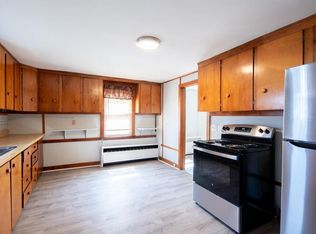 3 Plum Ave #BASEMENT, Troy, NY 12180