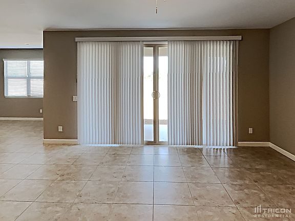 2nd image of 30550 W Fairmount Ave