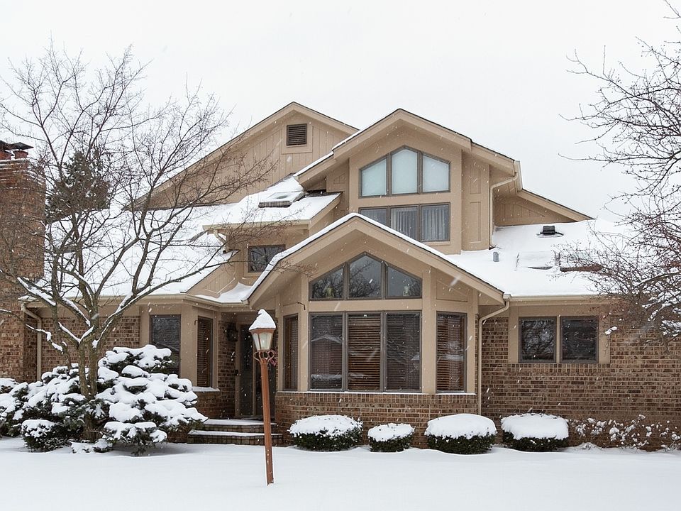 1st image of 2521 Saint Andrews Dr