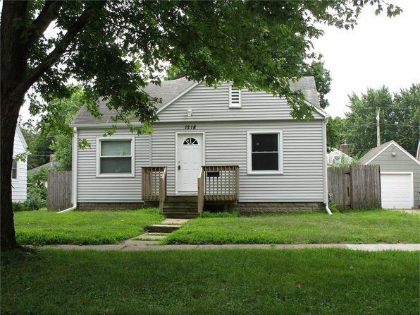 1218 Vine St