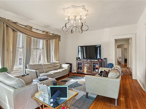 4th image of 3024-26 Napoleon Ave
