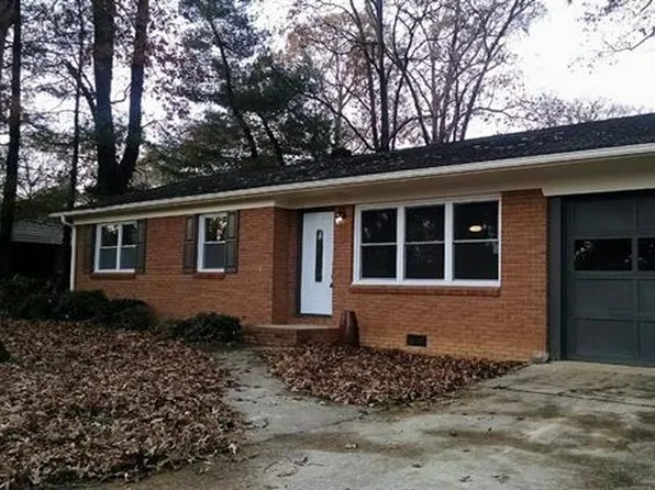 3277 20th Ave NE, Hickory, NC 28601
