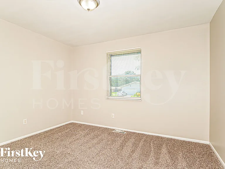 634 Watkins Glen Dr — Photo 14