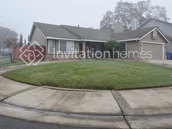 2nd image of 177 S Emerald Oak Dr