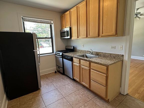 3rd image of 2121 Ridge Ave #2121-235-2F