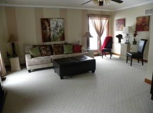 10939 Dunn Rd, Osceola, IN 46561