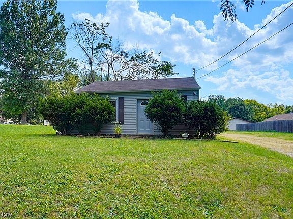 2nd image of 1036 Derbydale Rd