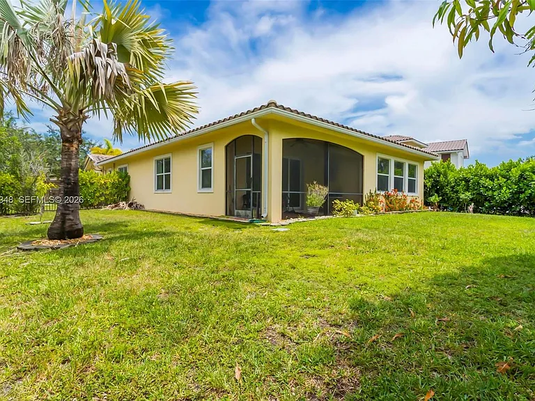 8361 NW 120th Way — Photo 21
