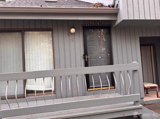 40 Linda Ln, Edison, NJ 08820