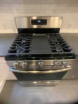 Rented by Bohemia Realty Group | media 13