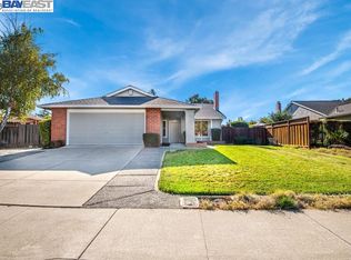 1872 Rhododendron Dr, Livermore, CA 94551