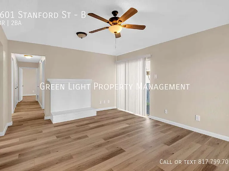 2601 Stanford St #B — Photo 3