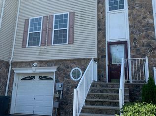 35 Russell Ct #35, Old Bridge, NJ 07747