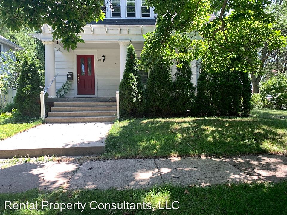 2nd image of 614 Greenwood Ave SE