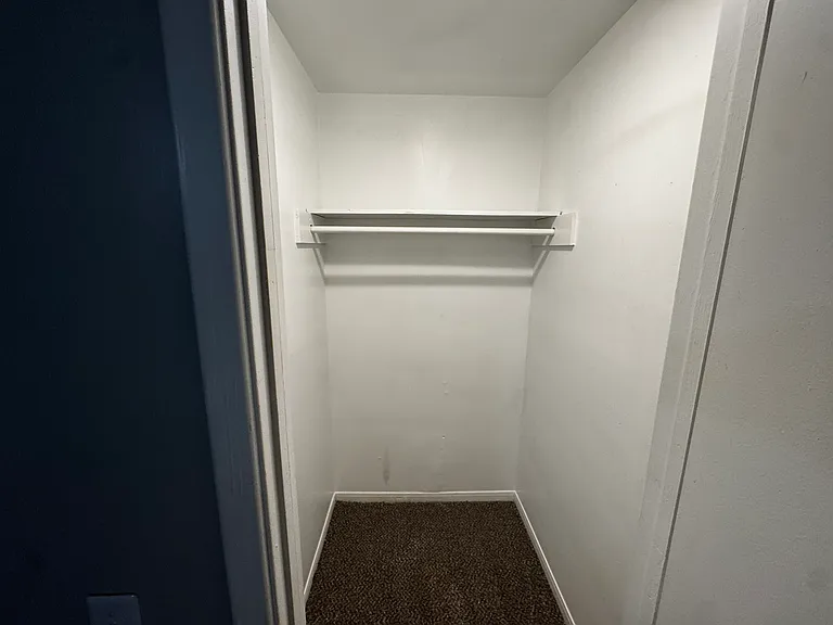 Oak Ridge Apartments — Photo 18